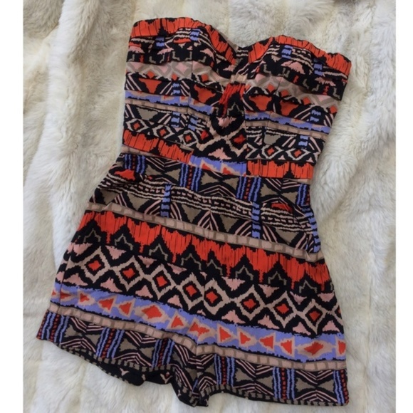 bebe Tops - Strapless Romper